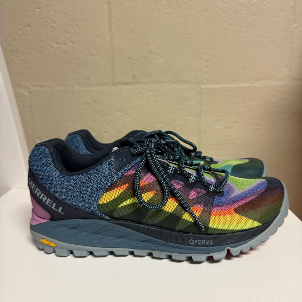 Merrell Colorful Trail Sneakers (Women’s 7 wide)